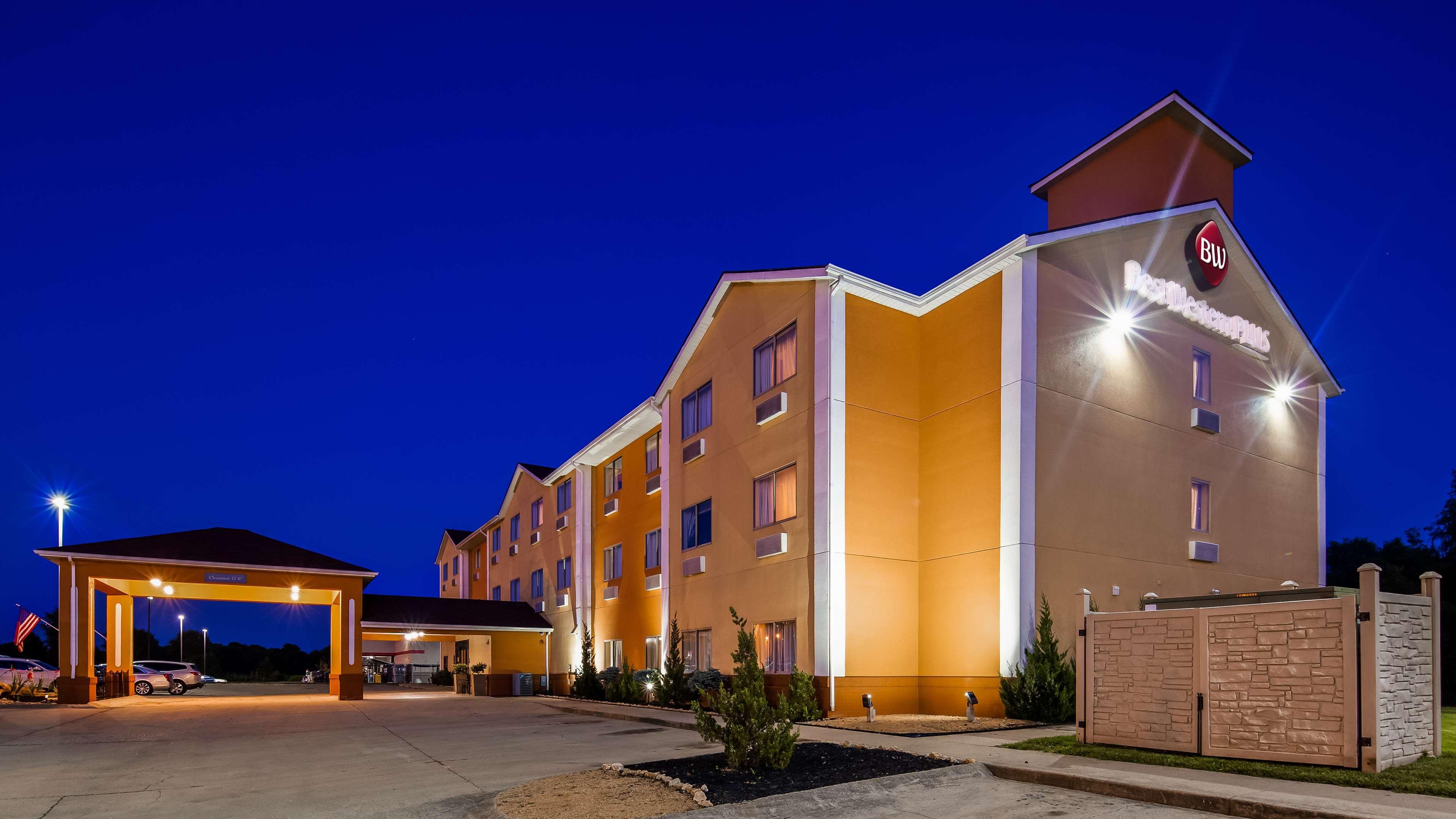 Best Western Plus Whitewater Inn Harrison Экстерьер фото